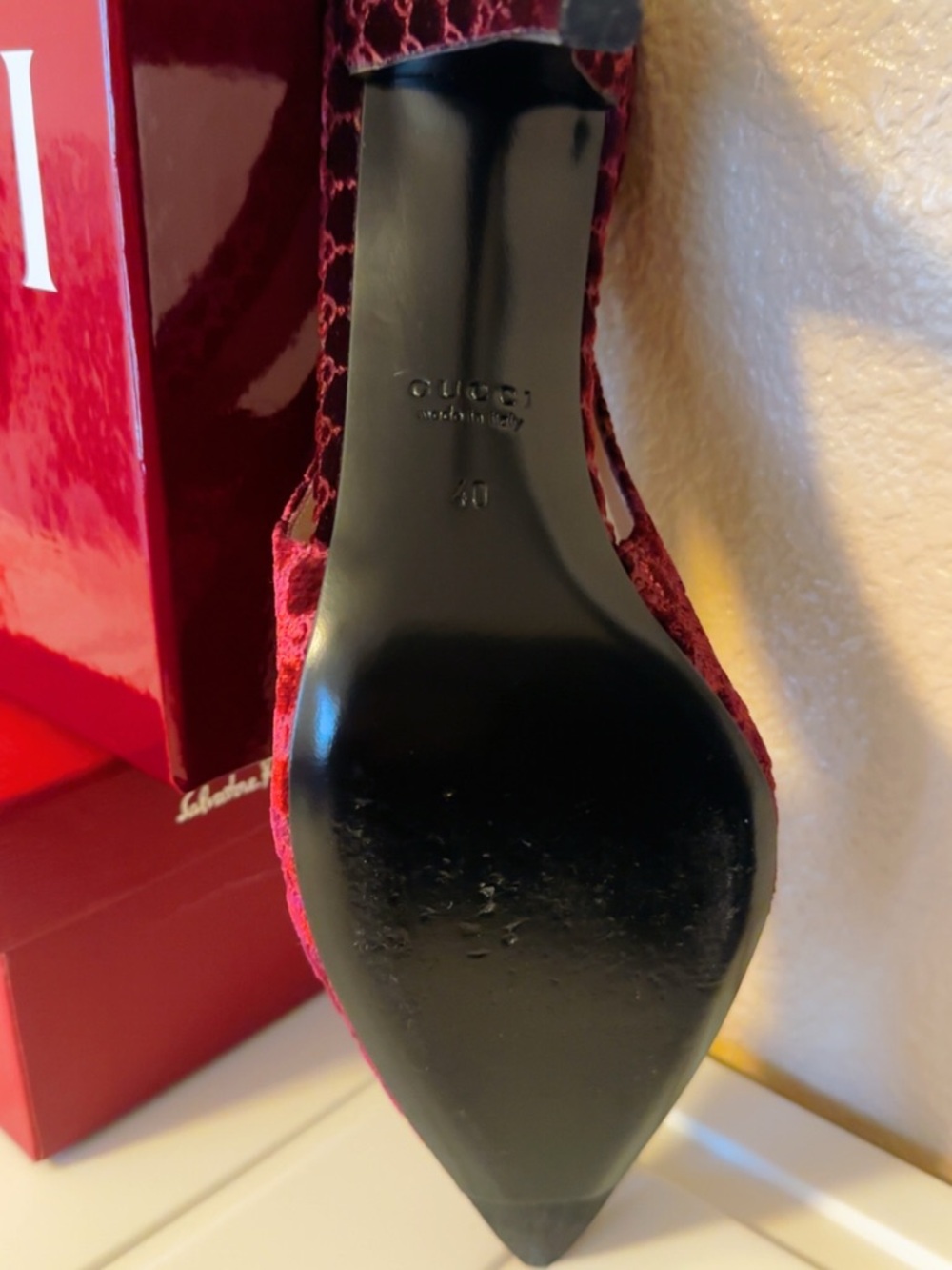 Gucci Burgundy Velvet GG Slingback Heels with Gold Hardware - Picture 6 of 7